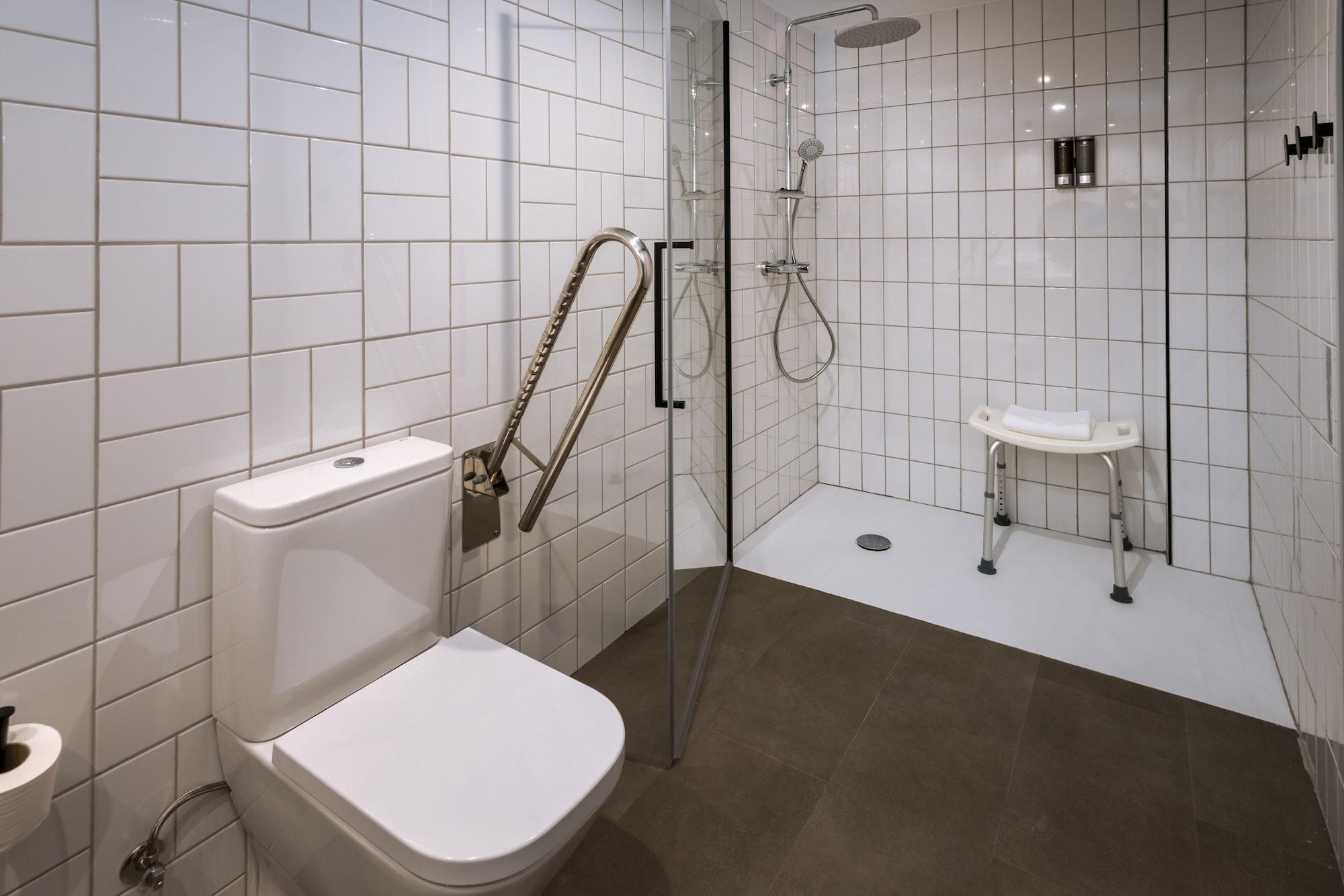 Ght Miratge - Only Adults 18 And Up Hotel